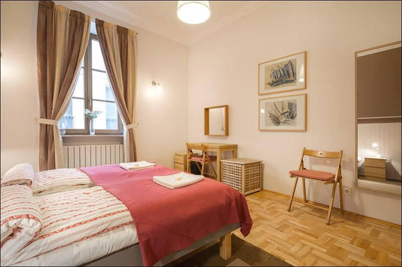 P&O Podwale Apartments Varsavia Esterno foto